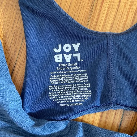 Workout Top - Picture 3 of 3